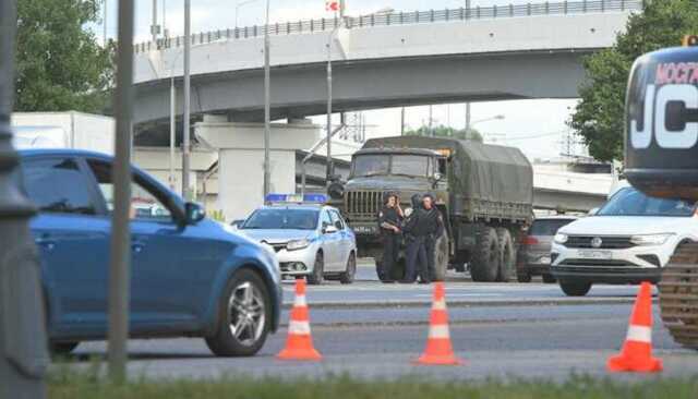 Ограничения движения на трассе М-4 "Дон" до сих пор сохраняются в Московской и Тульской областях